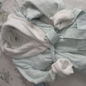 UGG women's bathrobe